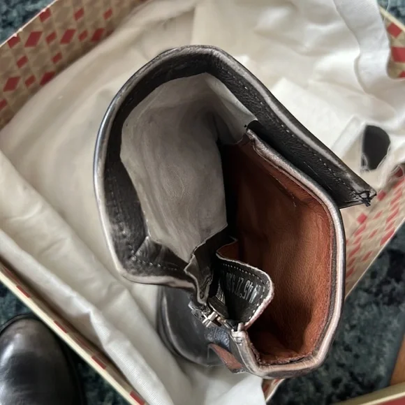 Women's Black Leather Boots - Picture 4 of 14